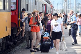 Od sutra na riječki će kolodvor redovito stizati češki turisti / Foto V. KARUZA