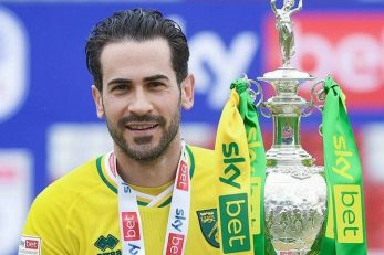 S TROFEJOM CHAMPIONSHIPA - Mario Vrančić u dresu Norwich Cityja/Foto CANARIES.CO.UK