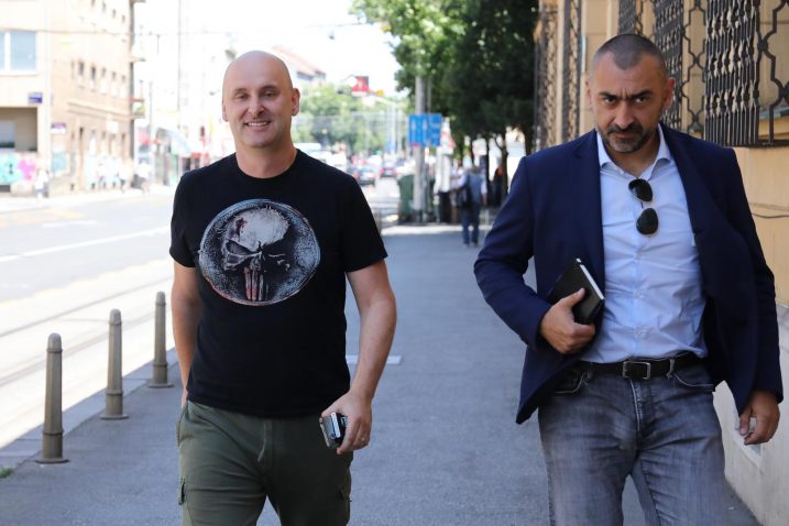 Tomislav Tolušić u pratnji odvjetnika Ivana Stanića / Foto: Emica Elvedji/PIXSELL
