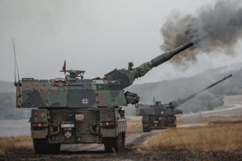 Samohodne haubice Panzerhaubitze 2000 / Foto Bundeswehr