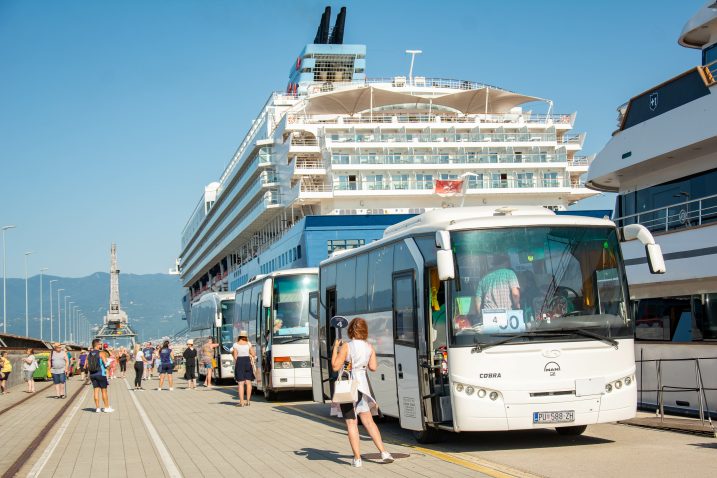 Svijetloj slici turističkih brojki grada Rijeke svakako su pridonijeli i dolasci kruzera / Foto A. KRIŽANEC