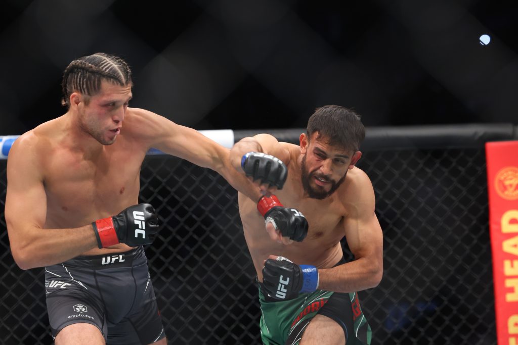 Brian Ortega i Yair Rodriguez/Foto REUTERS