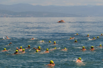 POPULARIZIRATI PLIVANJE - Maratonci u akciji/Foto M. GRACIN