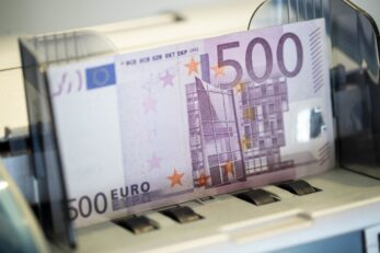 Hrvatska bi u eurozonu mogla ući u trenutku povijesno najslabijeg eura / Foto IGOR KRALJ/PIXSELL