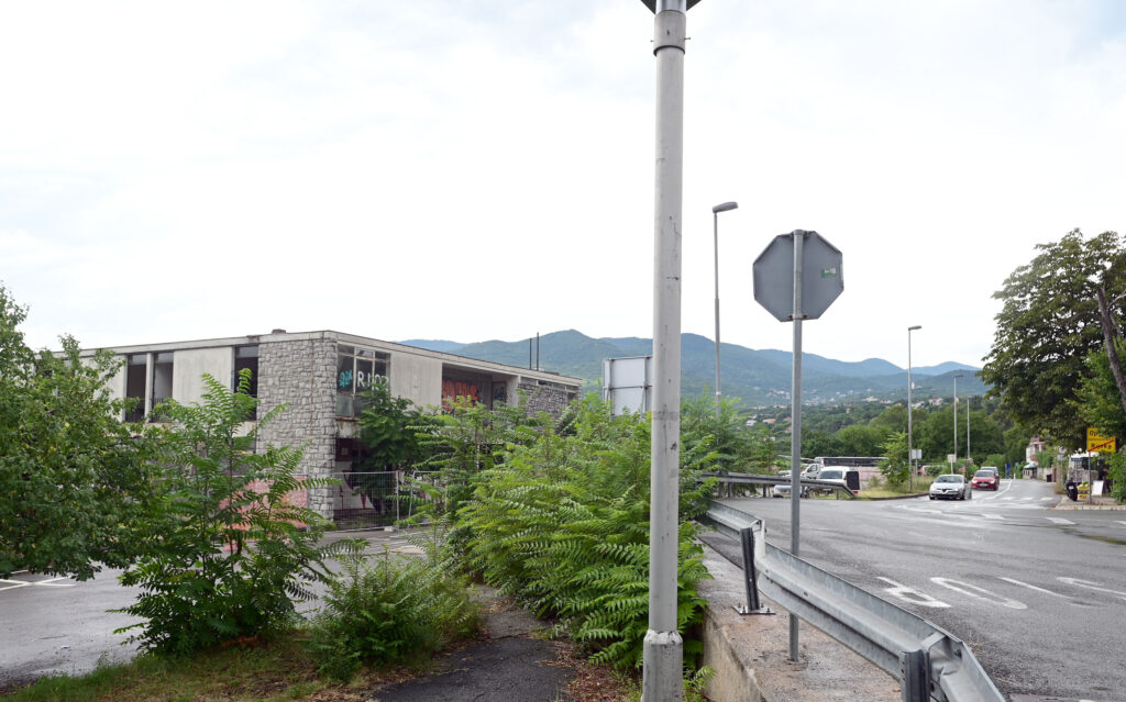  Ispred ex motela Grad Rijeka će graditi rotor / Foto V. KARUZA 