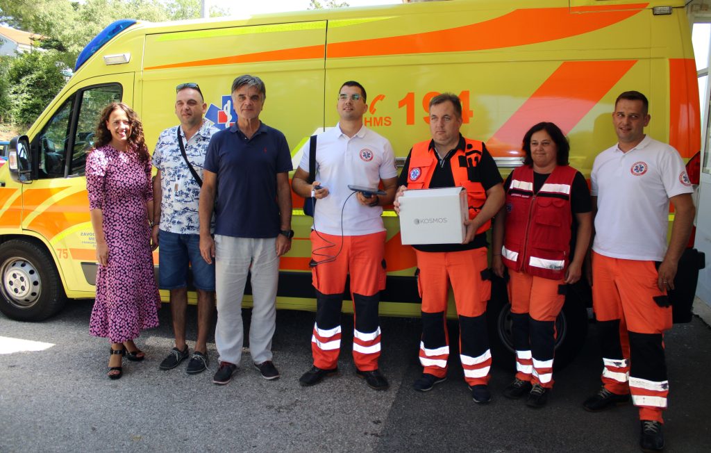  Lana Musolin, Emanuel Renčić, Marijan Topolovec, dr. Ivo Miljanović, dr. Mladen Španjol, Daniela Kolić i Damir Čutul / Foto M. TRINAJSTIĆ 