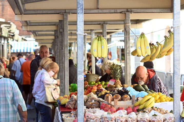 tržnica / SNIMIO VEDRAN KARUZA