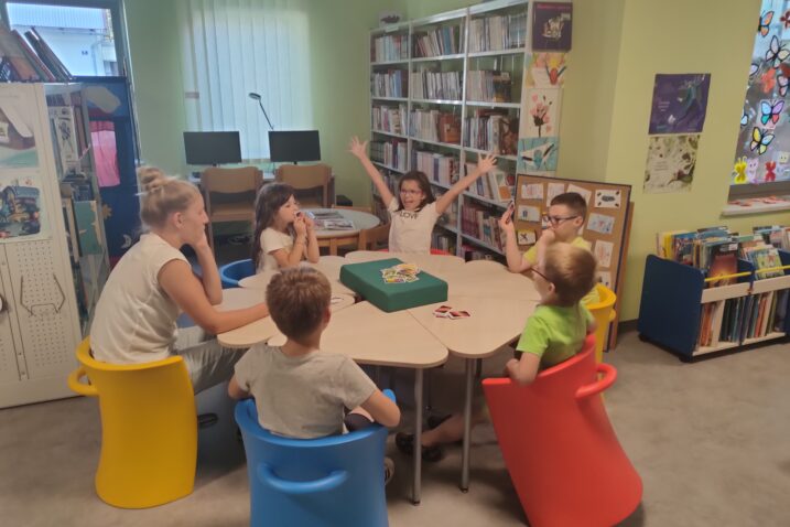 Tijekom ljeta knjižnica »Janet Majnarich« najmlađima je ponudila razne sadržaje / Snimio M. KRMPOTIĆ