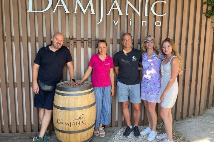 Thomas Marshburn s obitelji u vinariji Ivana Damjanića