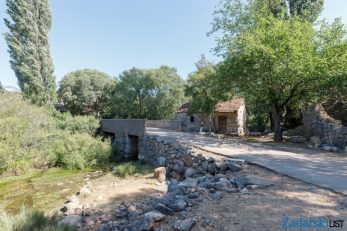 Put za Duboki dol vodi makadamskom cestom do doline u kojoj je župan kupio zemljište / Snimio Bojan Bogdanić