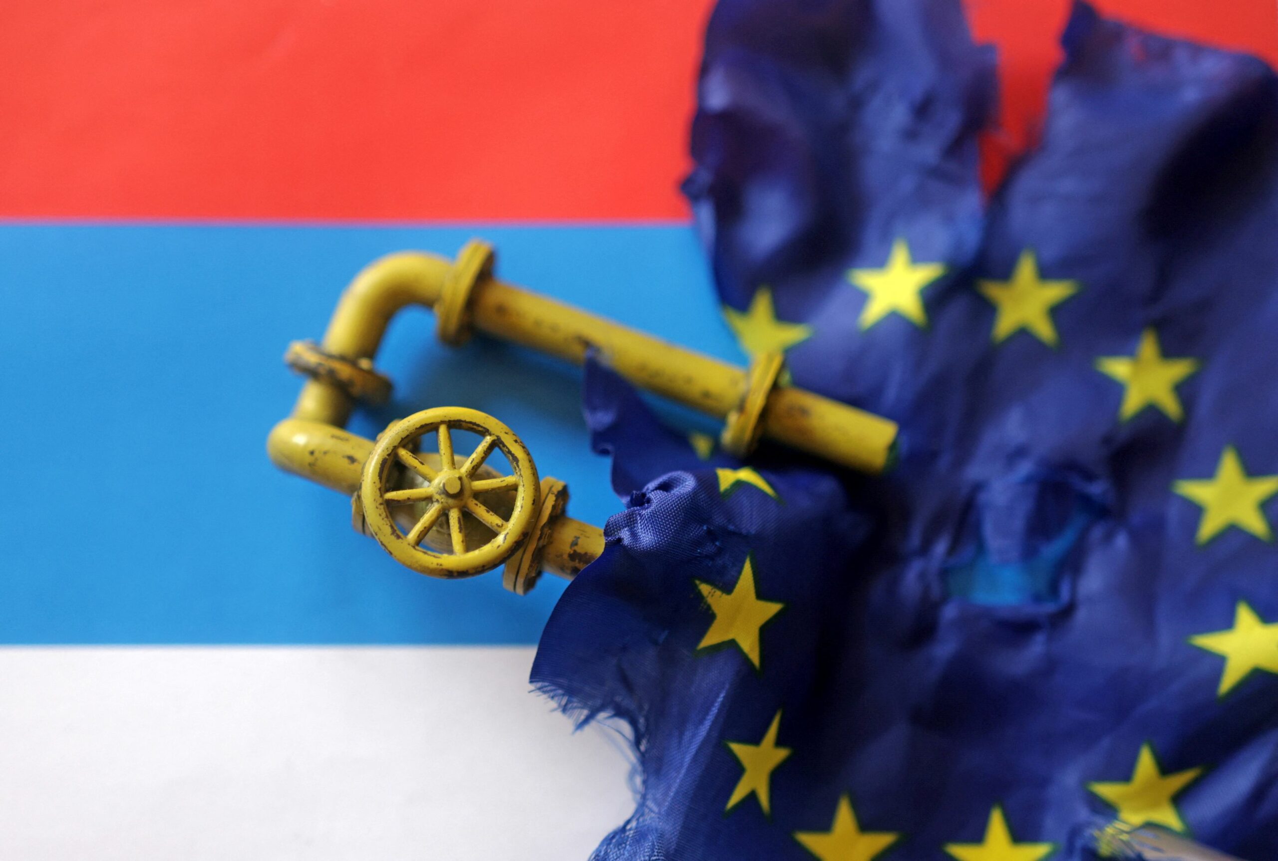 Ekonomski rat između EU-a i Rusije doveo je do nezapamćenih poskupljenja plina, nafte, struje i ostalih energenata / REUTERS