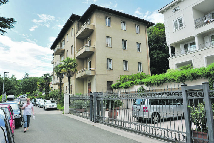 Hostel Link u Lovranu / NL arhiva