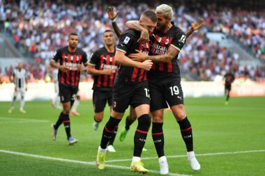 Ante Rebić i Theo Hernandez/Foto REUTERS