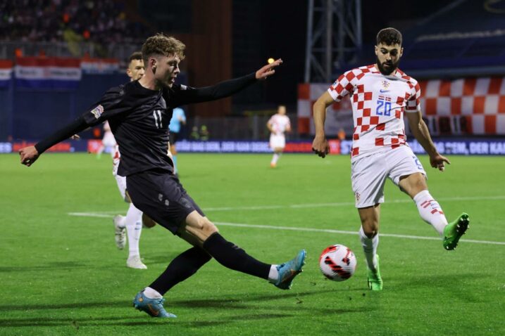 Andreas Skov Olsen i Joško Gvardiol/Foto REUTERS