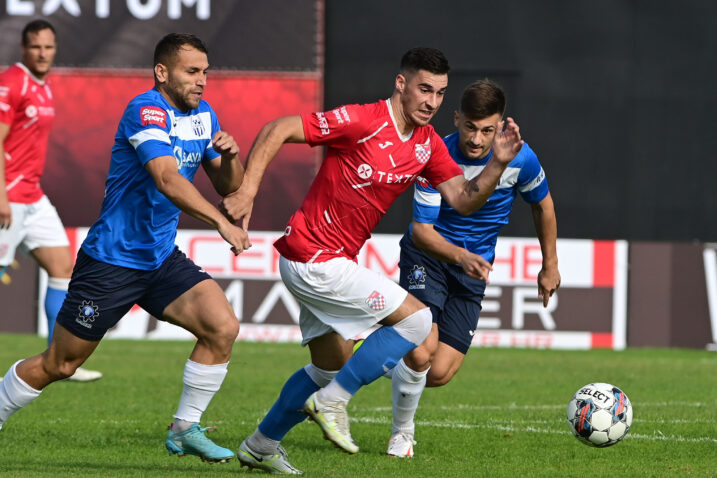 Dino Dukađin/V. KARUZA