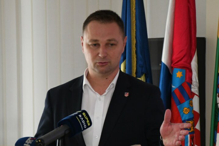 Arhiva Milan Tepić Novi list