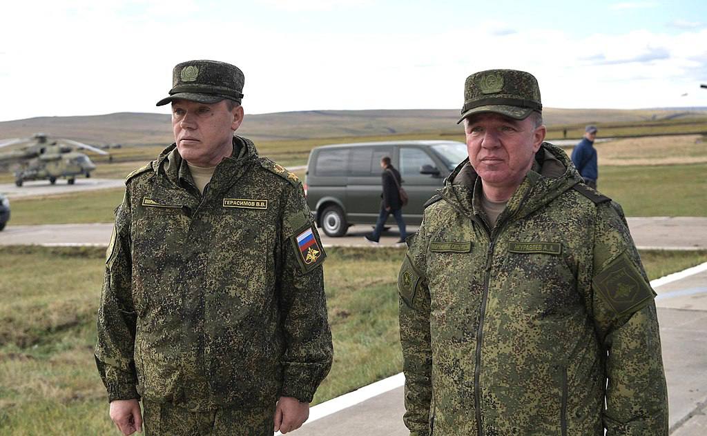Ruski generali Gerasimov i Žuravljov / Foto Screenshot Twitter