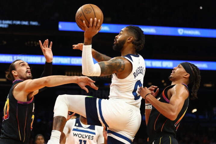 Dario Šarić, D'Angelo Russel i Damion Lee/Foto REUTERS