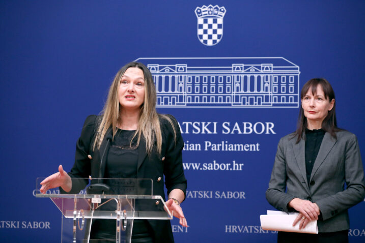 Ružica Vukovac i Vesna Vučemilović / Photo: Patrik Macek/PIXSELL