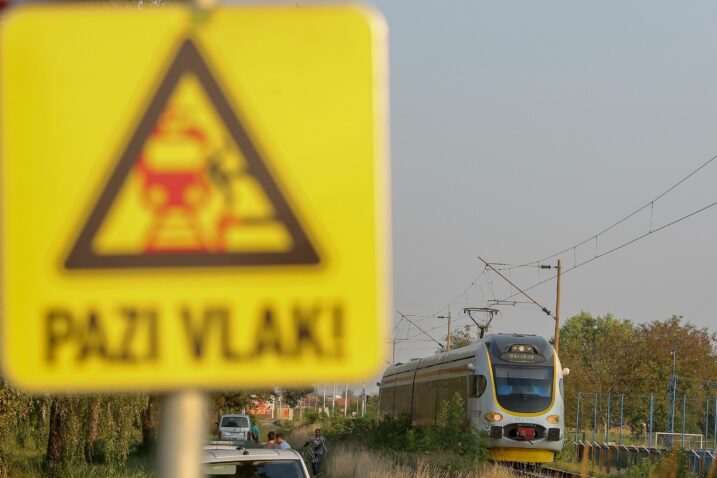 Ilustracija naleta vlaka (ne prikazuje vlak ni lokaciju iz teksta) / Foto Matija Habljak / PIXSELL