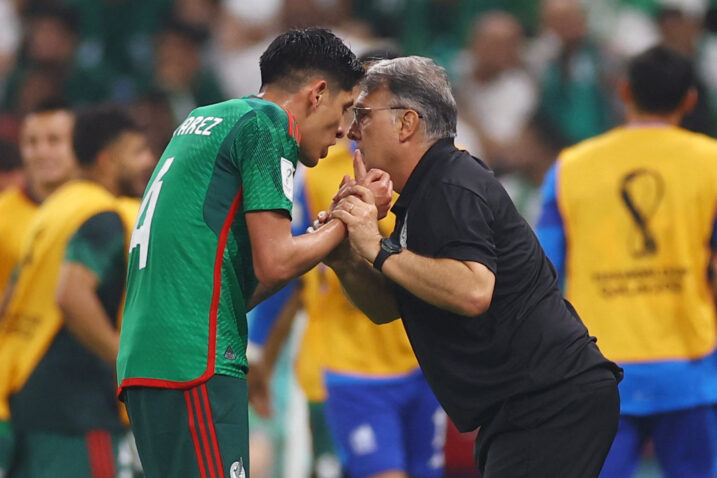 Edson Alvarez i Gerardo Martino/Foto REUTERS