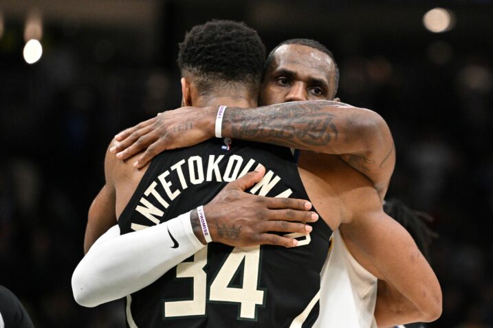 LeBron James i Giannis Antetokounmpo/Foto REUTERS