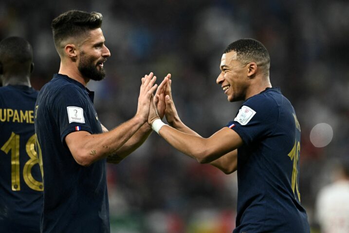 Oliver Giraud i Kylian Mbappe/Foto REUTERS