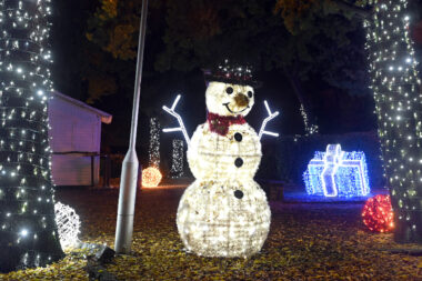 Omišalj uređen za Advent / Foto Vedran Karuza
