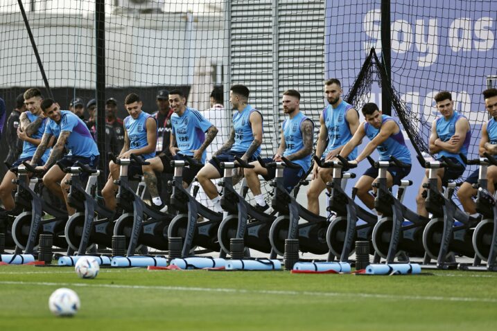 Argentinci na treningu dan poslije četvrtfinala/Foto REUTERS