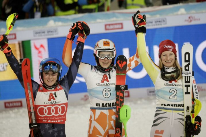 Mikaela Shiffrin, Petra Vlhova i Lena Duerr/Foto REUTERS