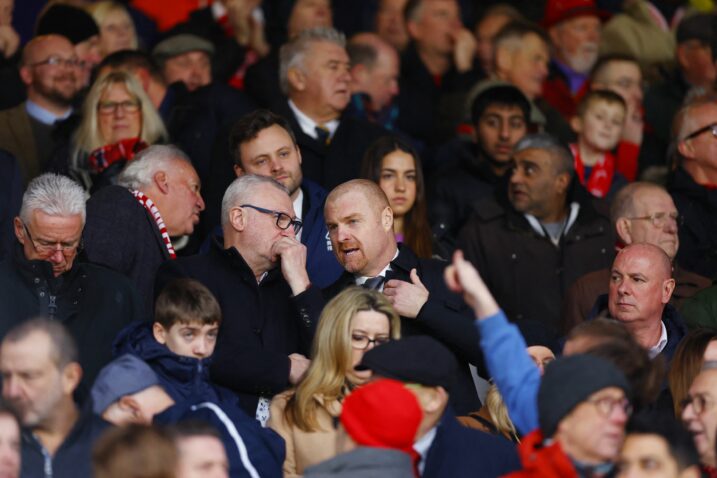 Sean Dyche na tribinama/Foto REUTERS