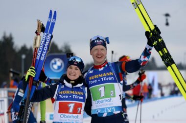 Marte Olsbu Roeiseland i Johannes Thingnes Boe/Foto REUTERS