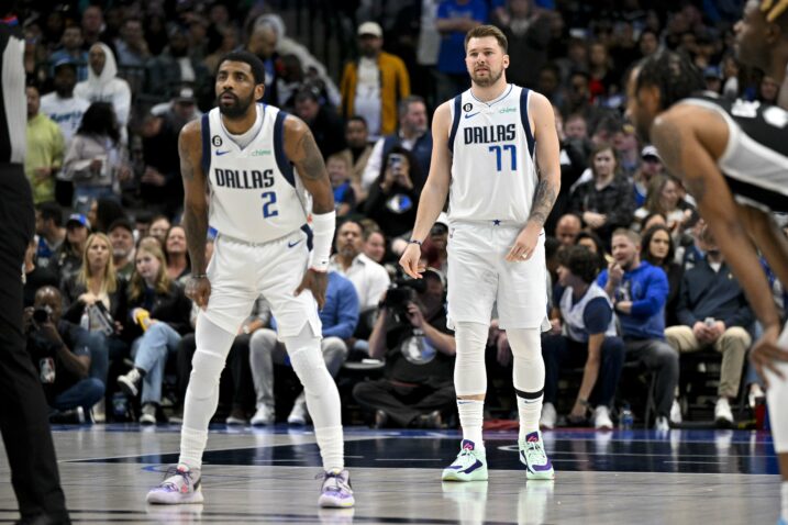 Kyrie Irving i Luka Dončić/Foto REUTERS