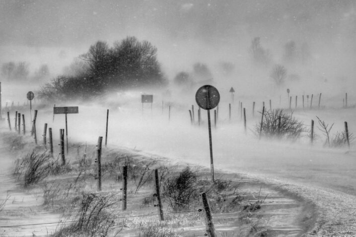 Bura u ličkom polju / Foto Davorin Jurković