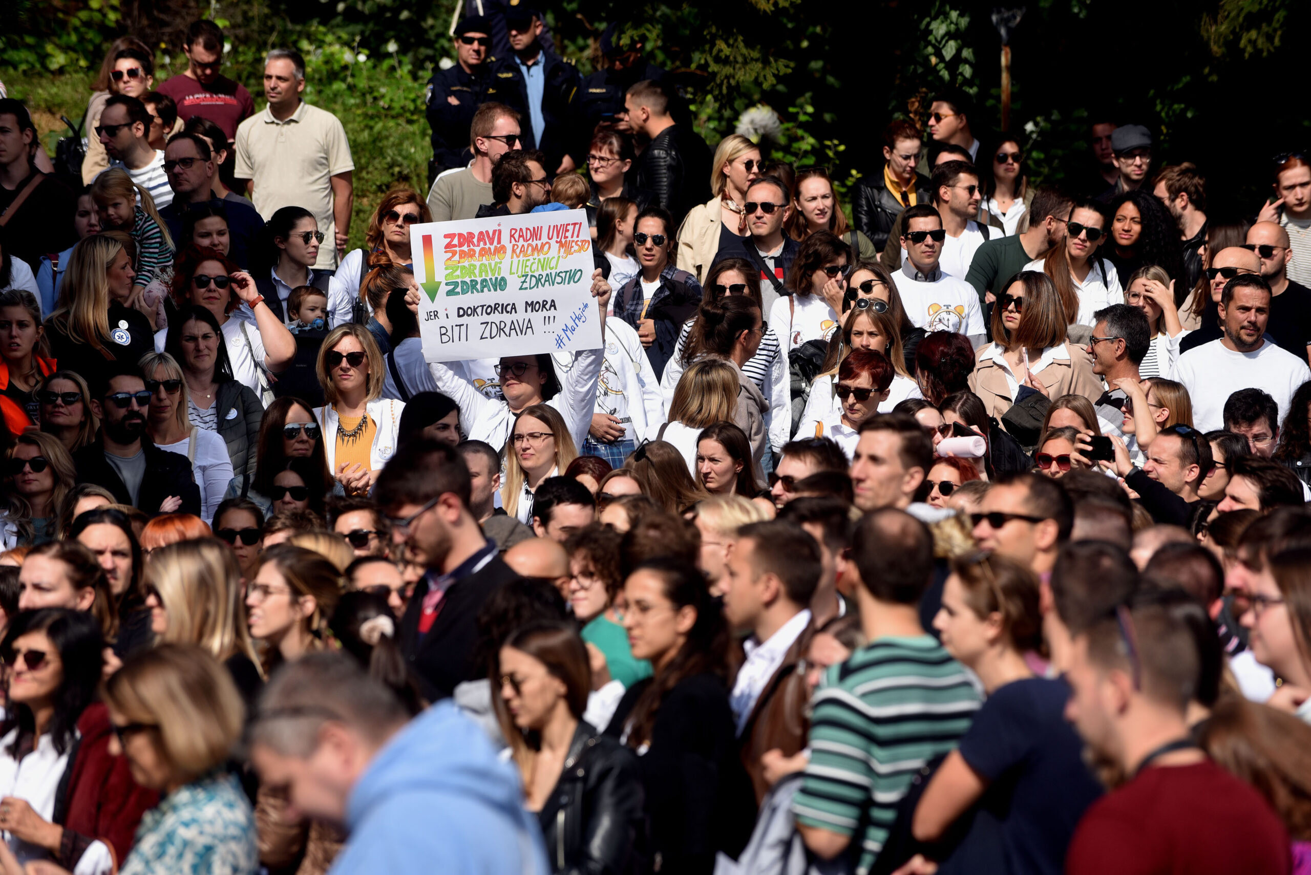 “SOS za zdravstvo”: Danas se održava veliki prosvjed liječnika na Markovu trgu, evo njihovih zahtjeva