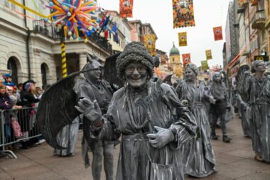 Foto Ana Križanec; Fotografije u tekstu: Ana Braškić, I. Brčić, D. Sorić, Lošinjski karneval, Vedran Karuza, Marko Gracin, Arhiva NL