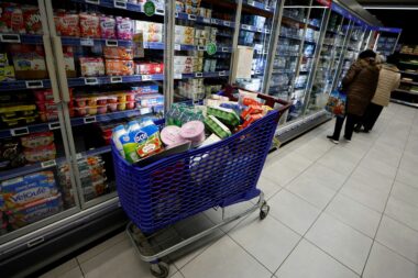 Sve više novca mora se izdvojiti za hranu i u Hrvatskoj i u Europi / Foto REUTERS