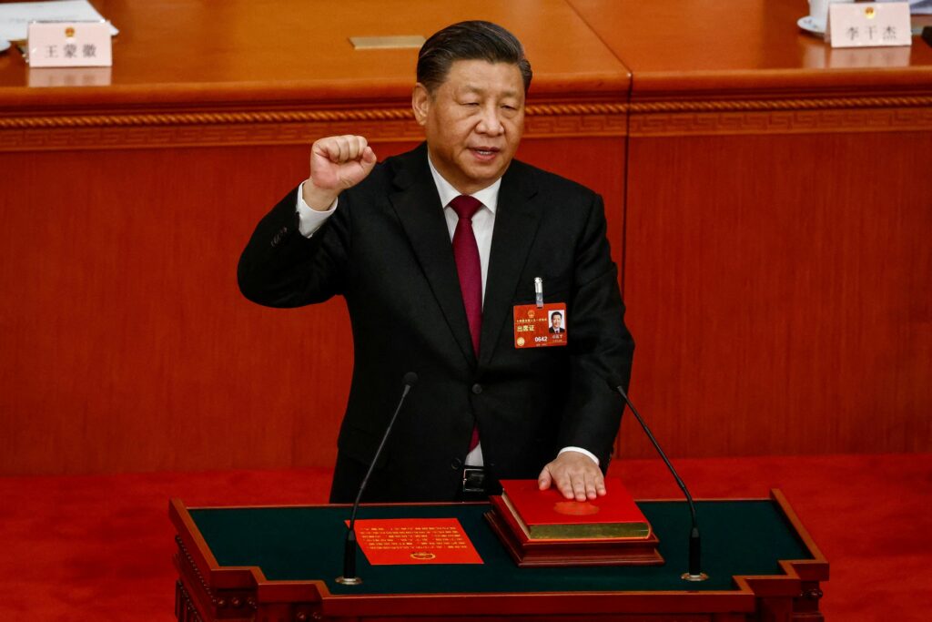 Kineski predsjednik Xi Jinping osigurao treći mandat. Odluka je, naravno, bila – jednoglasna