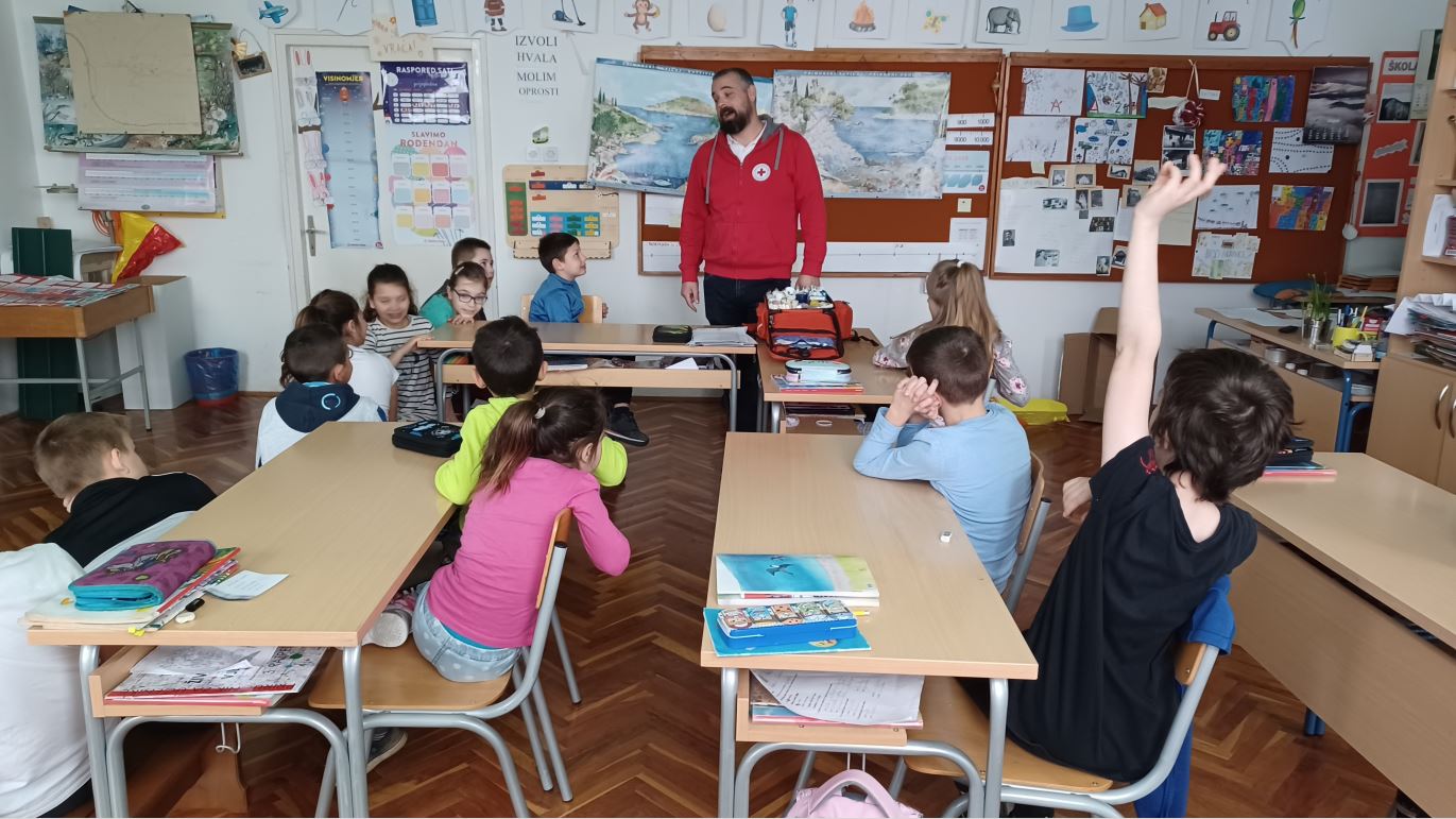 Foto Crveni križ Delnice