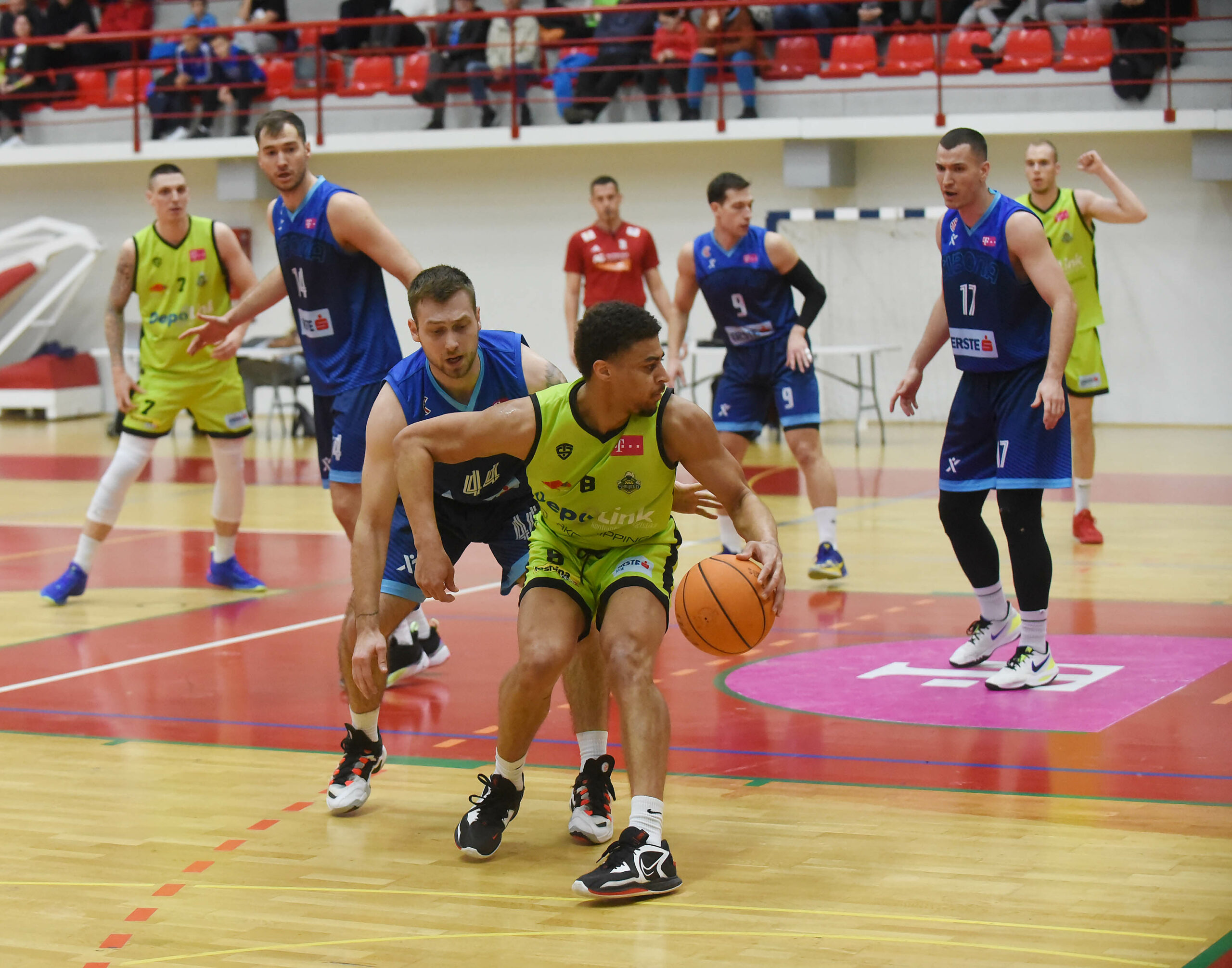 Derryck Thornton/Foto S. DRECHSLER