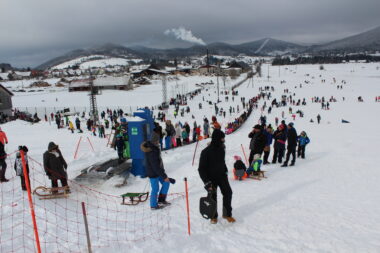 Gužva na skijalištu pod Čelimbašom / Foto M. TUHTAN