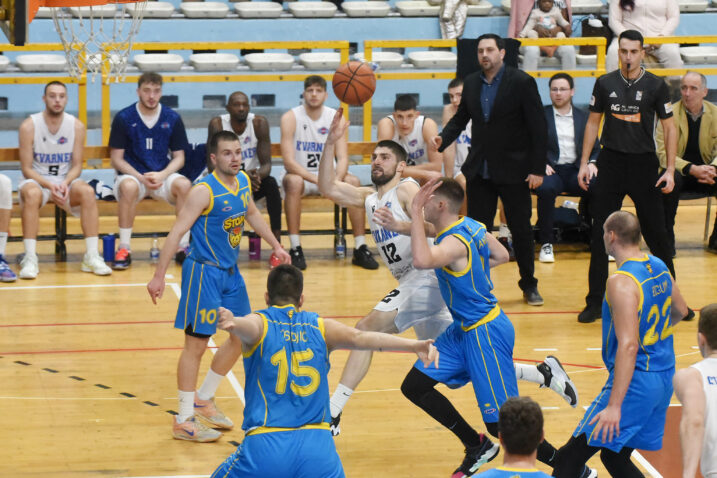 PET TRICA - Ivan Kučan/Foto S. DRECHSLER