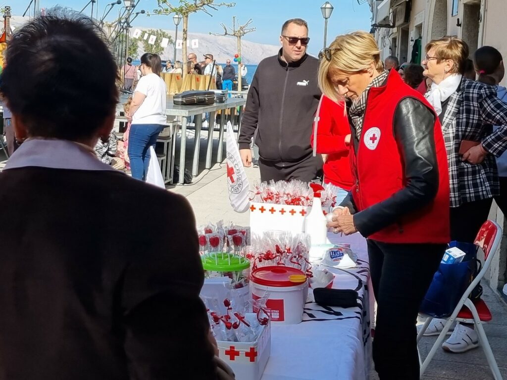 Senj, dan grada, mjerenje tlaka i šećera