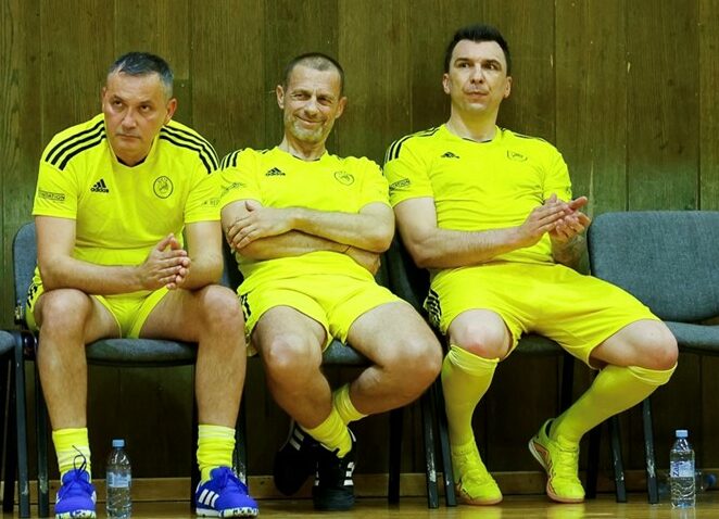 Marijan Kustić, Aleksander Čeferin i Mario Mandžukić/Foto Arhiva HNS