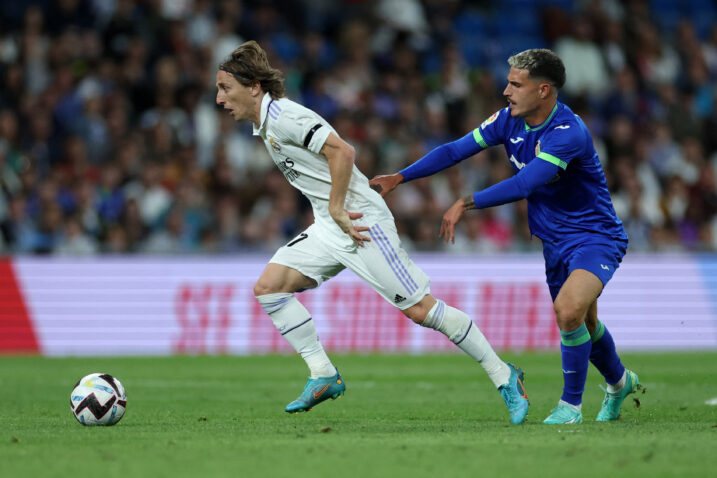 Luka Modrić i Jaime Seoane/Foto REUTERS