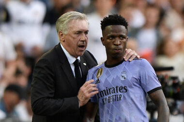 Carlo Ancelotti i Vinicius Junior/Foto REUTERS