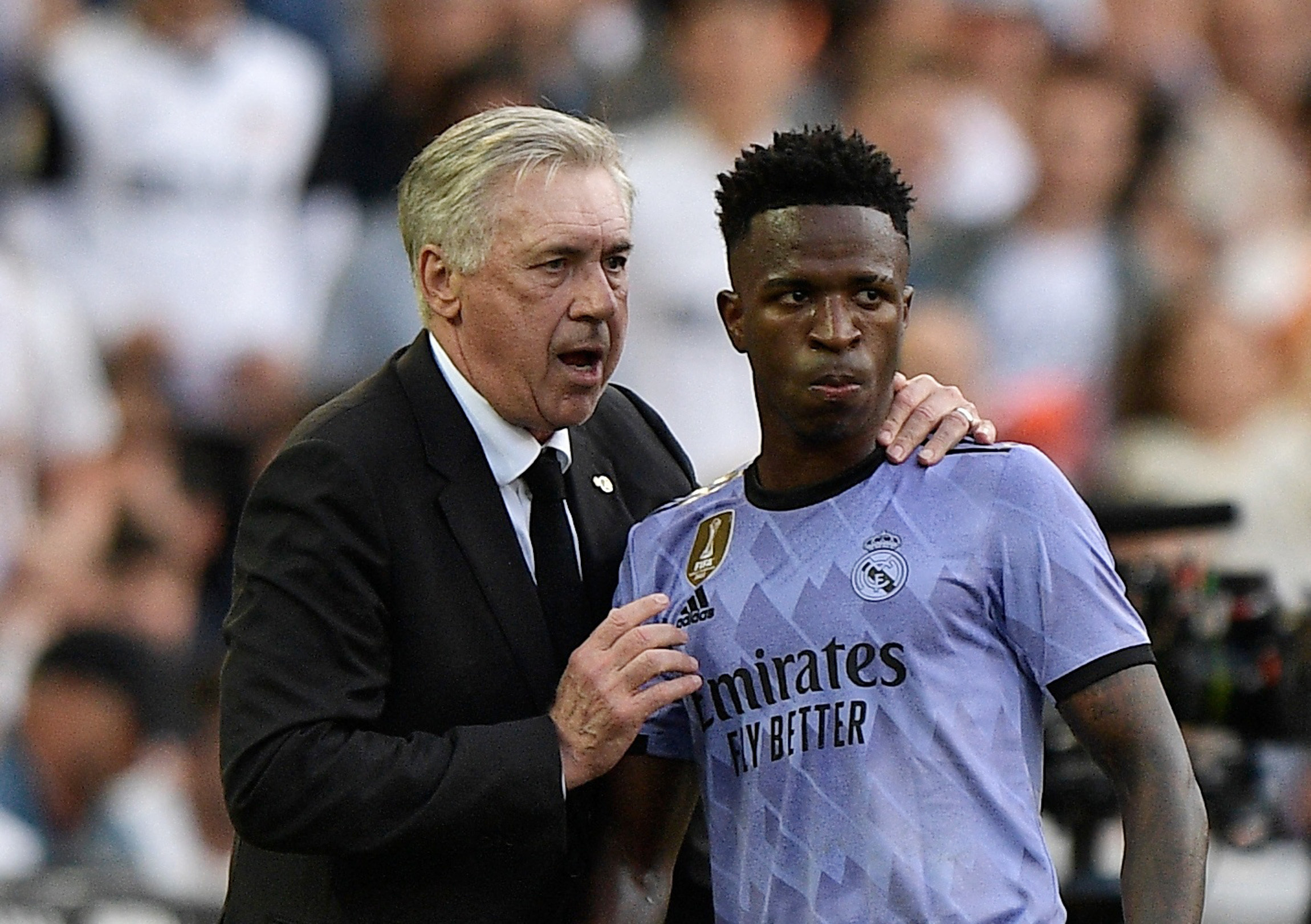 Carlo Ancelotti i Vinicius Junior/Foto REUTERS