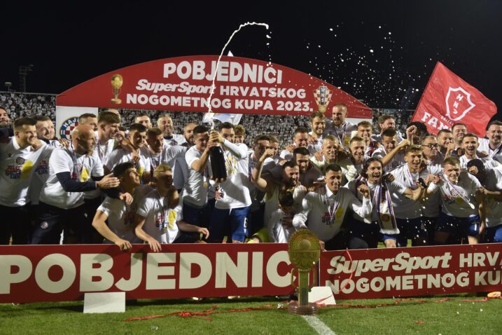 Foto M. LEVAK