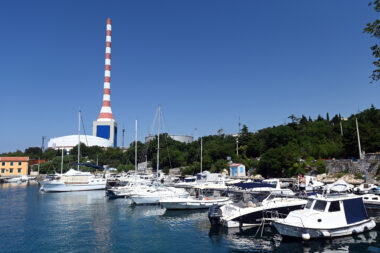 Izmjenama prostornog plana uredit će se koncesijski problemi u lučici Stara voda / Foto Arhiva NL