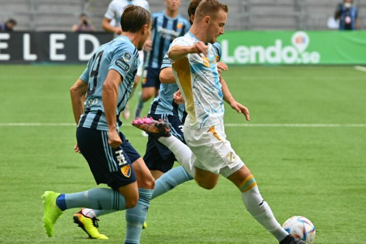 Matija Frigan tijekom ogleda s Djurgardenom u Stockholmu/Foto HNK Rijeka